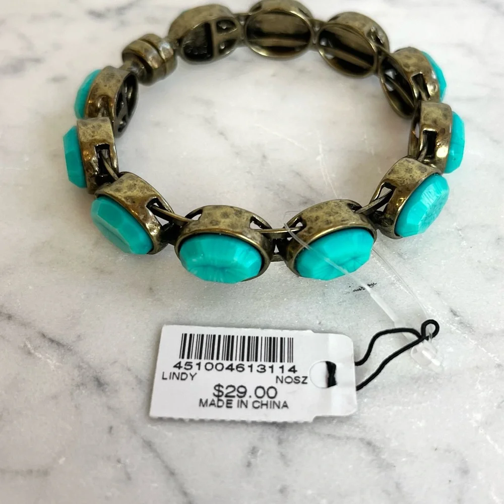 Chico’s Lindy Turquoise Colored Magnetic Clasp Bracelet